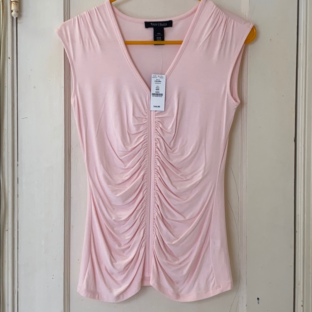 NWT White House Black Market top — size XXS.